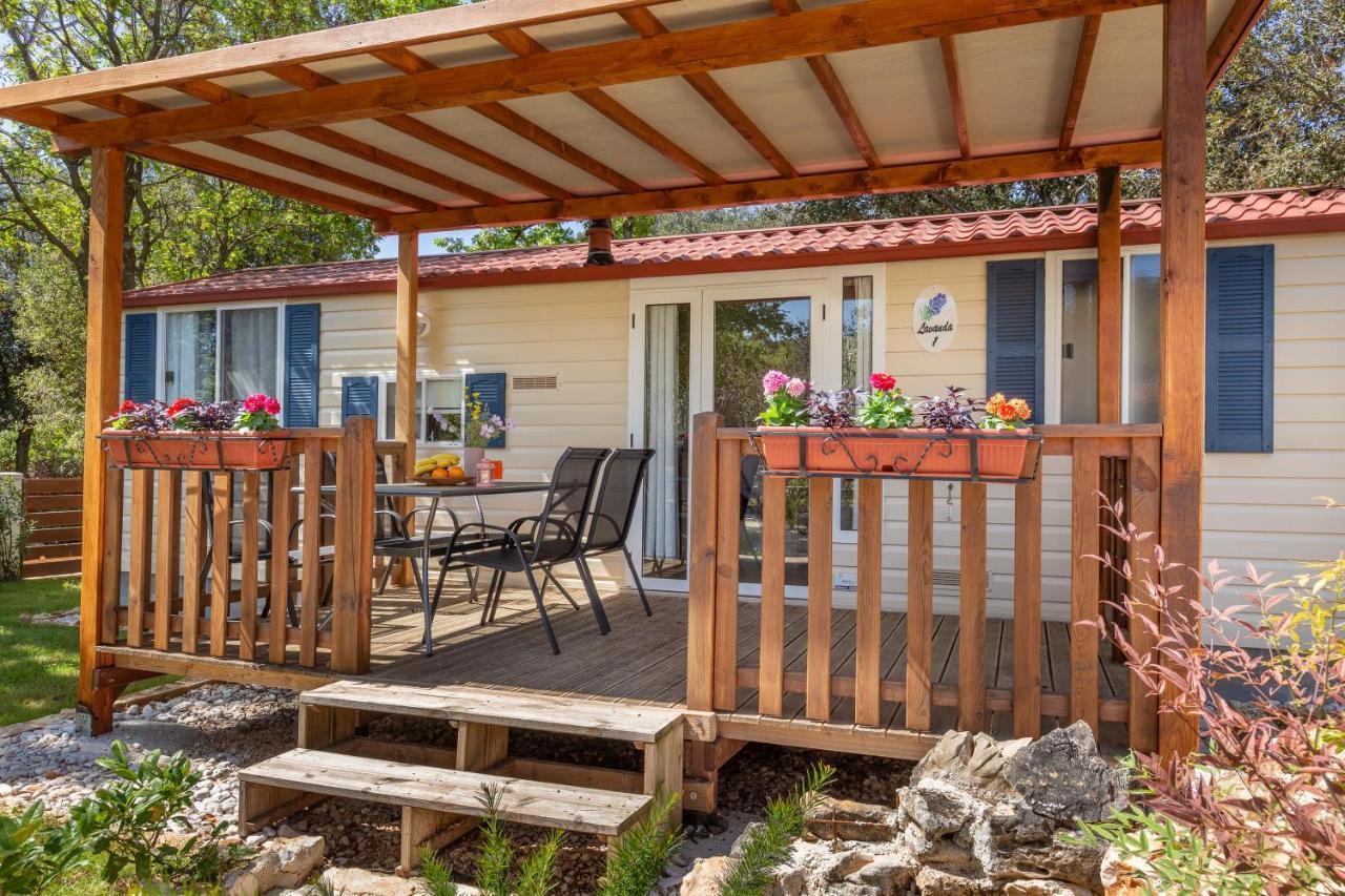 Mobile Homes Camp Green Garden Vestar Rovinj Exterior foto